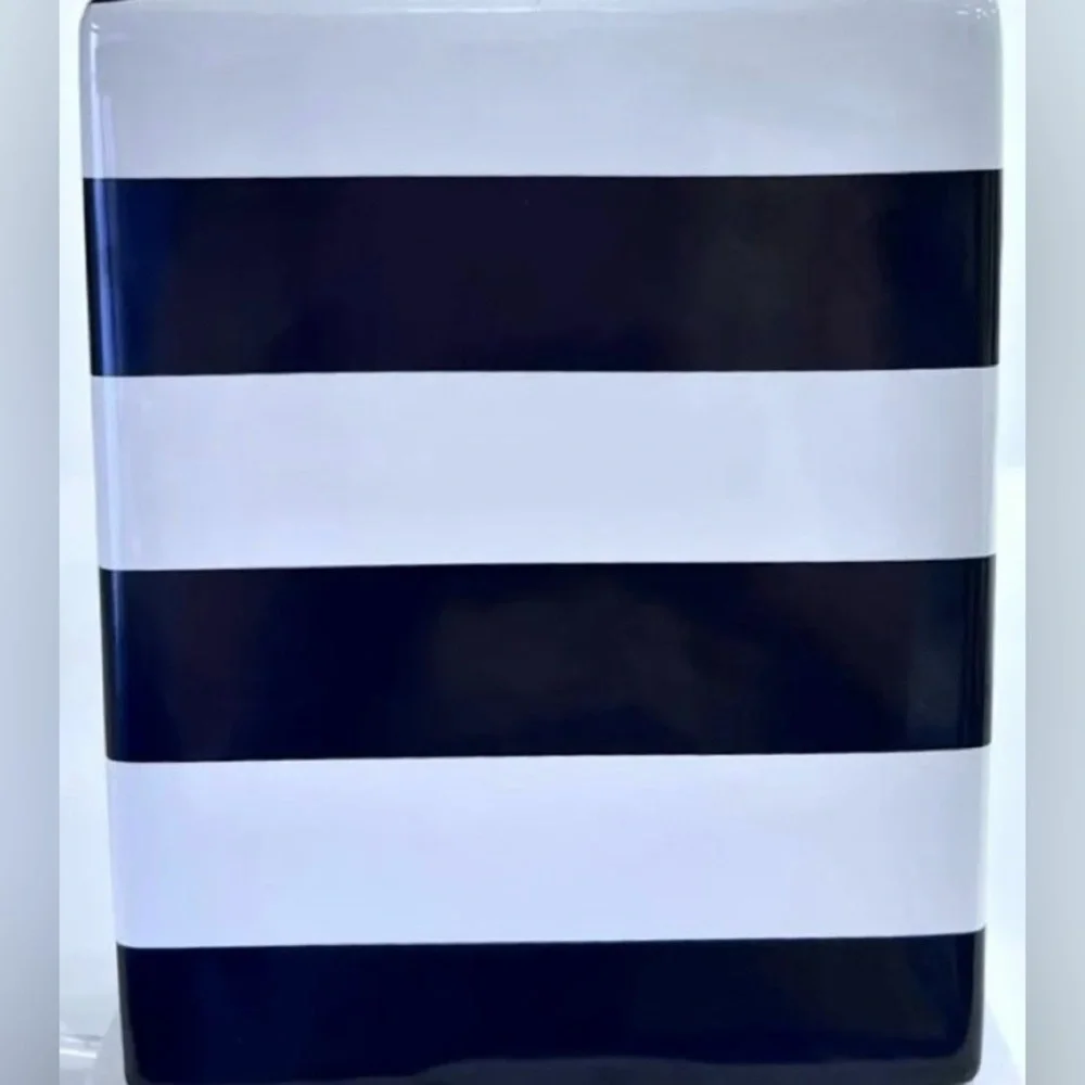 Ralph Lauren Porcelain Striped Design Small Lamp NEW - Picture 2 of 3